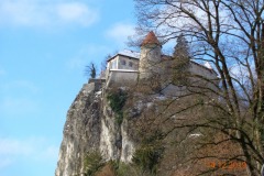 il-castello-dal-basso